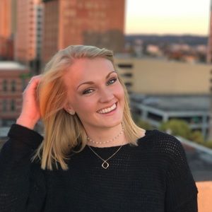 Meet your Posher, Lauren